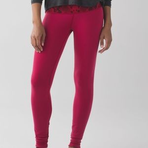 Lululemon Wunder Under Reversible Cran/Alarming 6